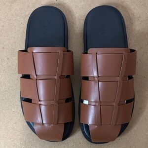 Zara Men's Tan Slide Sandals